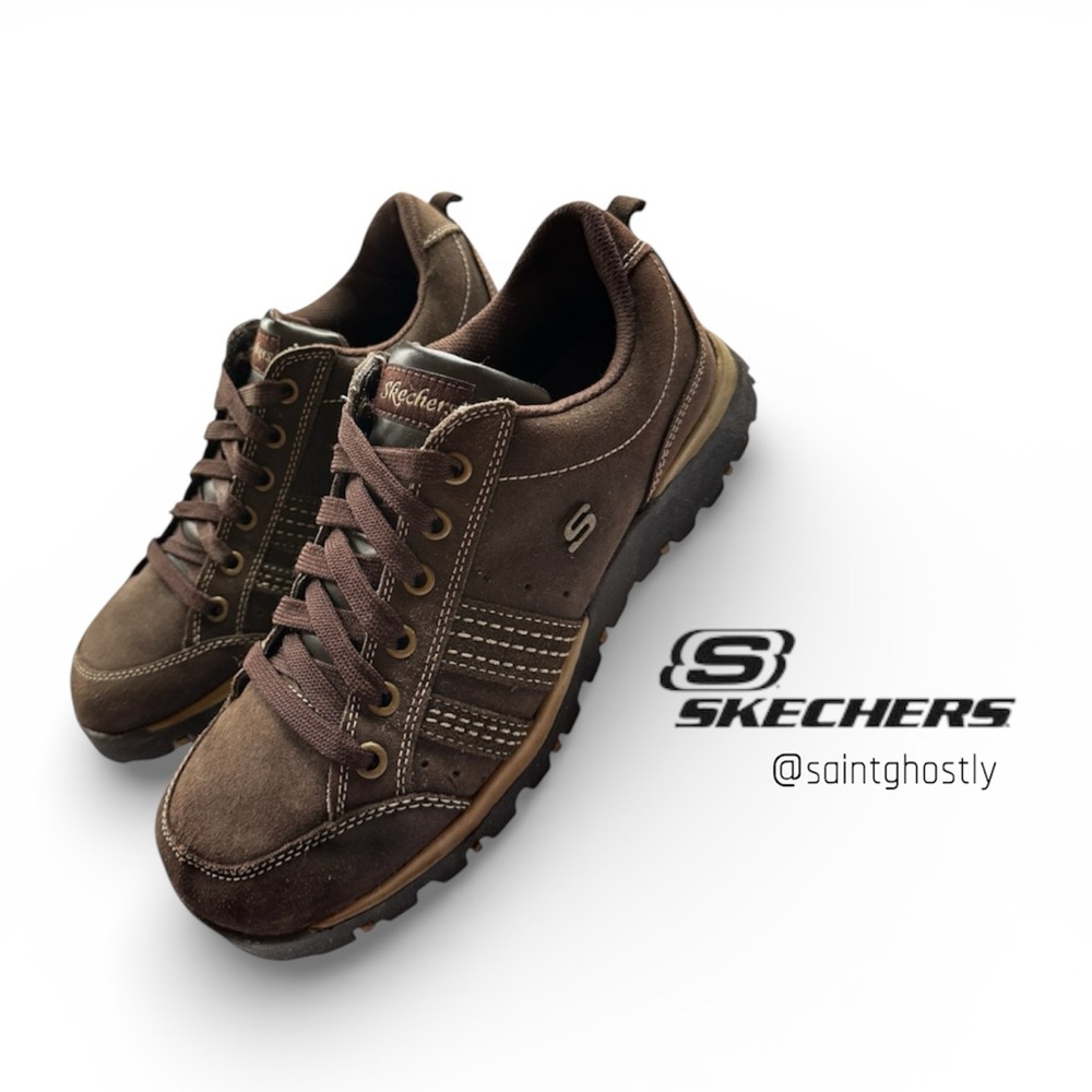 *sold on depop* Skechers Women’s Dark Brown Leather Sneakers Y2K